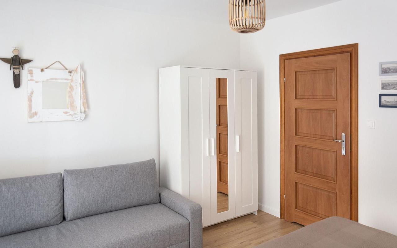 Dom Latarnika Apartman Jarosławiec Kültér fotó